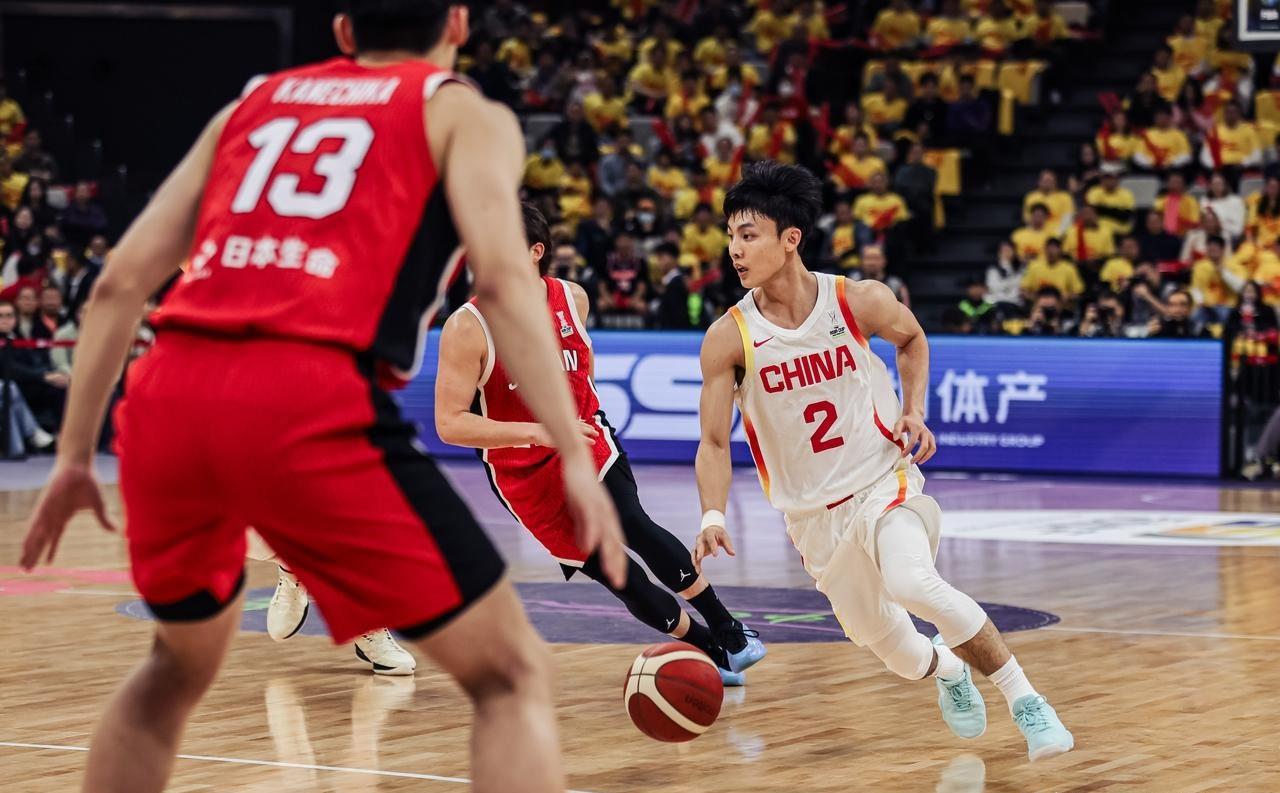 包含CBA常规赛转会期走向成谜；北京首钢远射贴柱；质疑声仍在；高层口径保持一致的词条