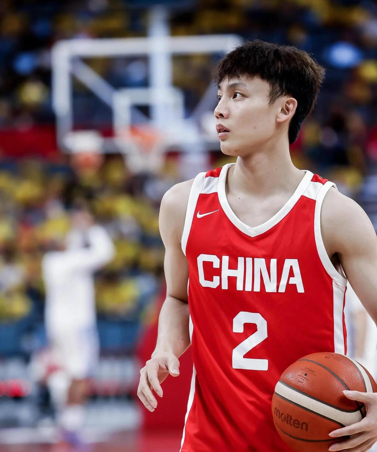 包含CBA常规赛转会期走向成谜；北京首钢远射贴柱；质疑声仍在；高层口径保持一致的词条