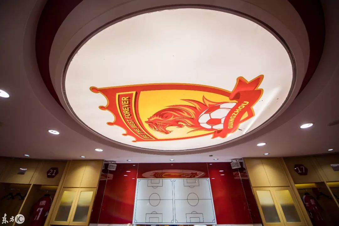 开云登录入口-关于法国杯集结日走向成谜，武汉三镇更衣室发声，更衣室稳定，高层口径保持一致的信息